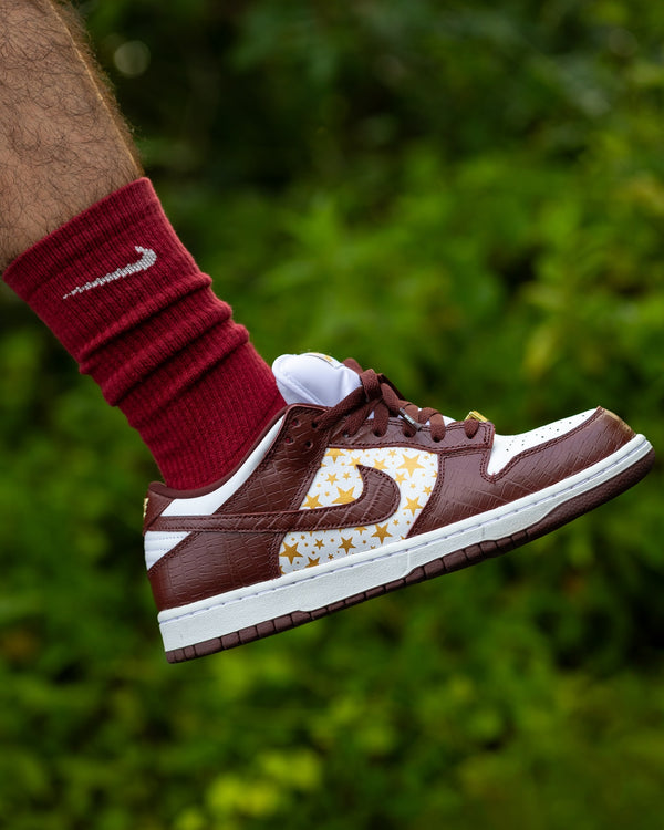 Nike SB Dunk Low Supreme Stars Barkroot Brown (2021), Lifestyle View 2, SKU DH3228-103