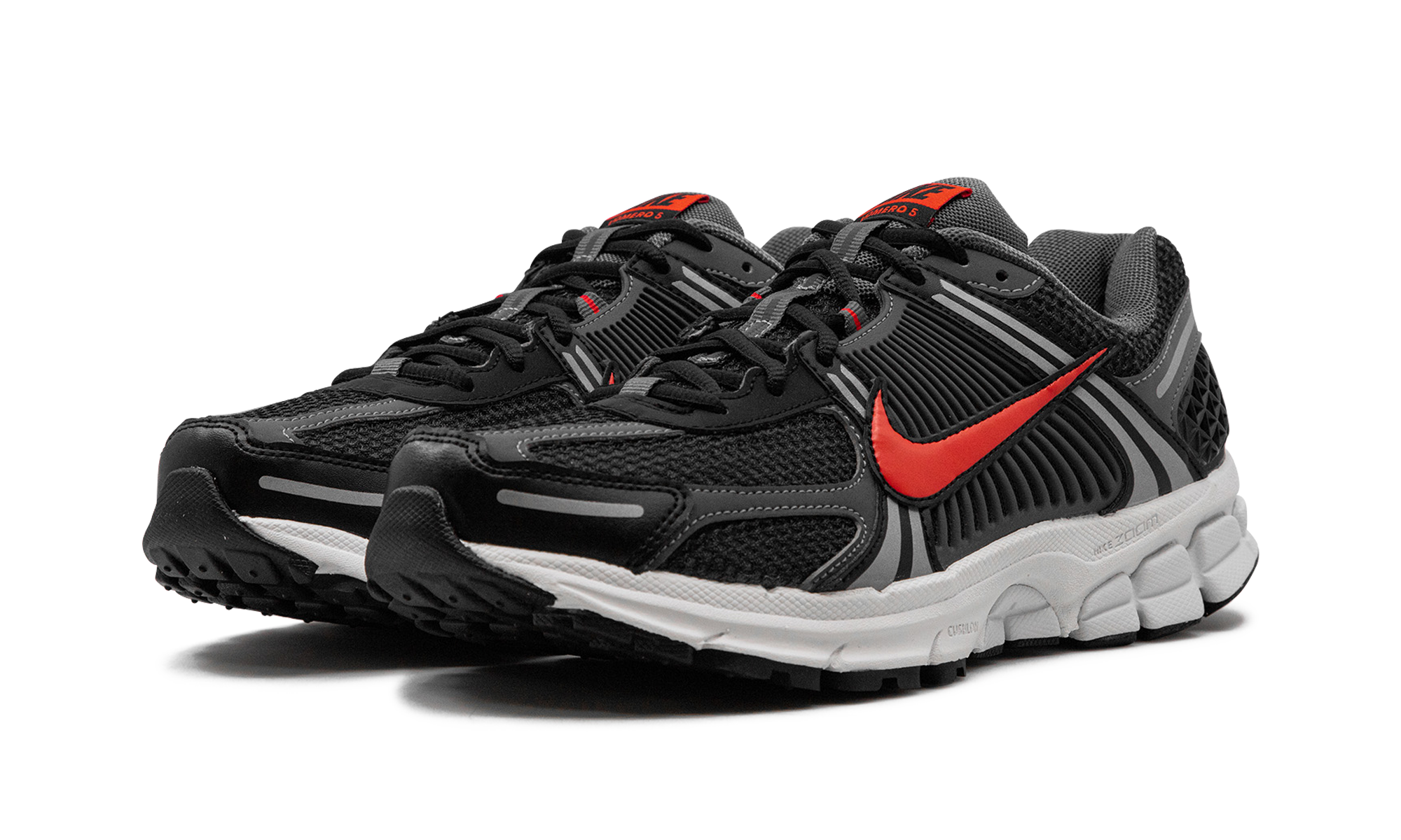 nike zoom vomero 5 black picante red+FB9149-001+diagnol left view
