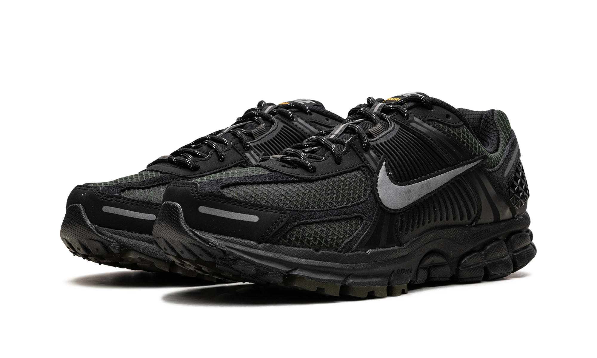 nike zoom vomero 5 black sequoia+HV2527-001+diagnol left view