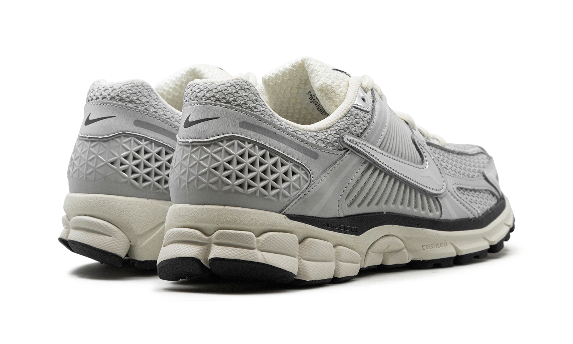 nike zoom vomero 5 chrome+HJ3758-001+left diagnol single view