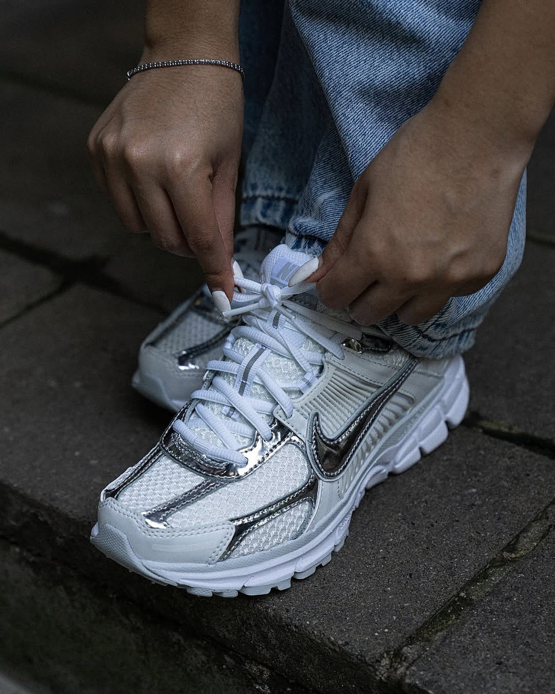 Nike Zoom Vomero 5 Chrome Toe, Lifestyle View 3, SKU HF7723-100