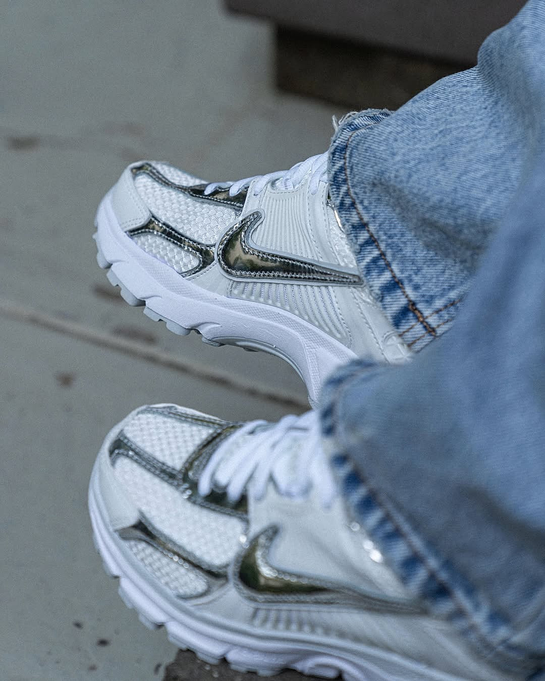 Nike Zoom Vomero 5 Chrome Toe, Lifestyle View 1, SKU HF7723-100