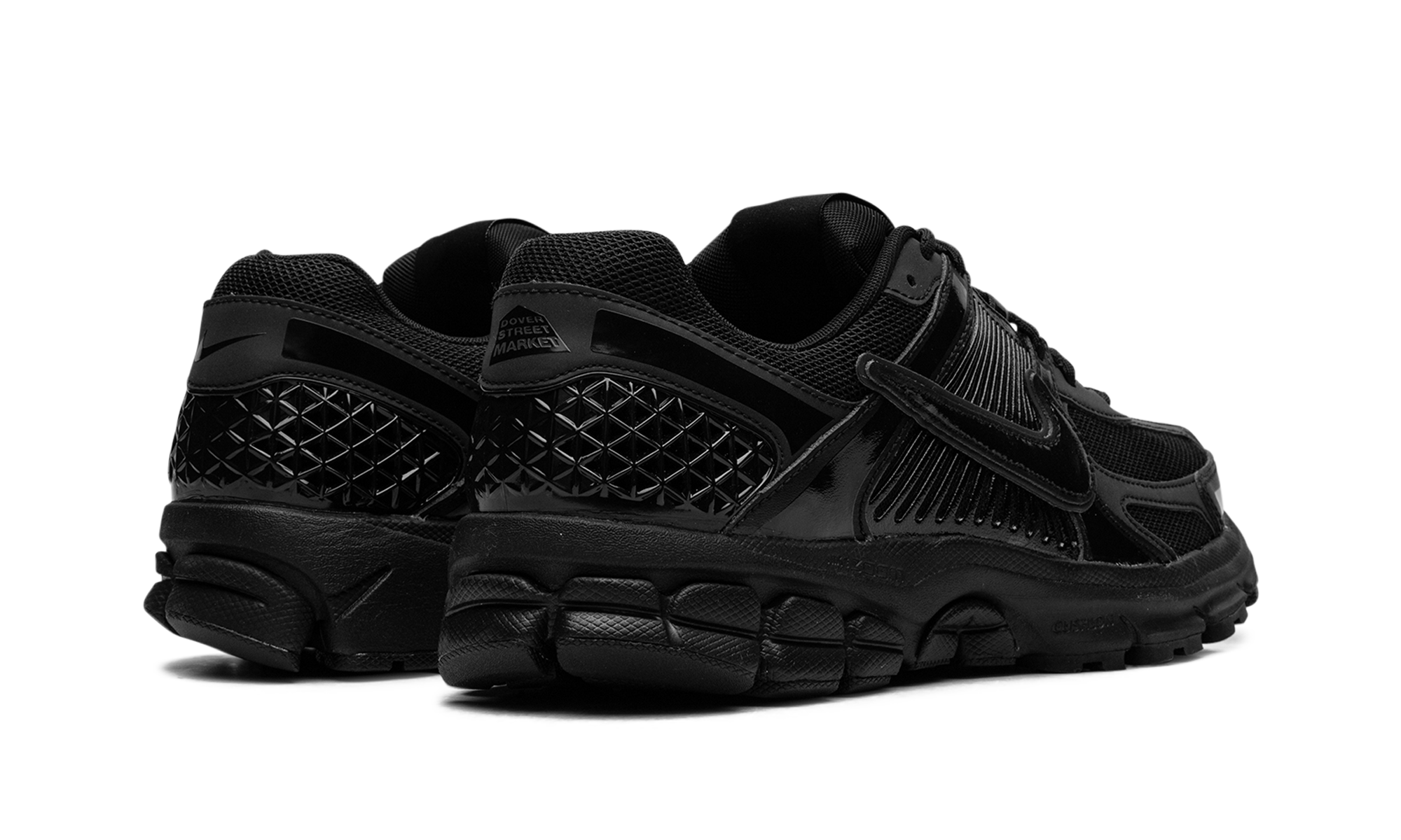 nike zoom vomero 5 dover street market 20th anniversary+FZ3313-001+diagnol right behind view