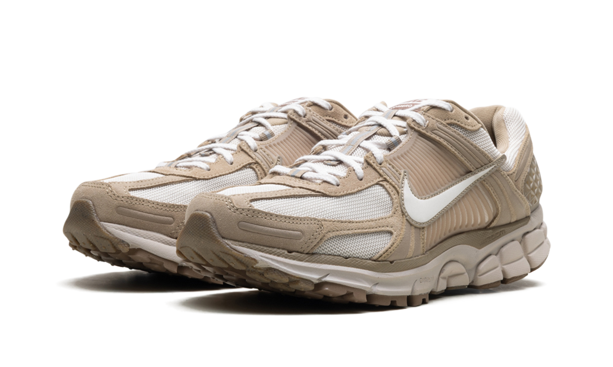 nike zoom vomero 5 khaki+HV2529-200+diagnol left view