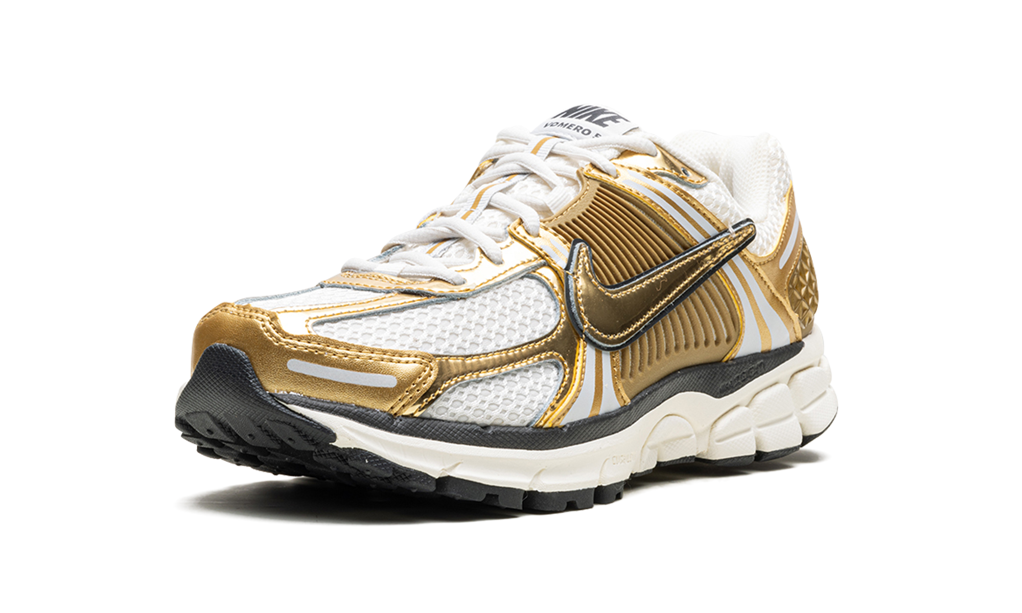 nike zoom vomero 5 metallic gold women s+HF7723-001+left diagnol single view