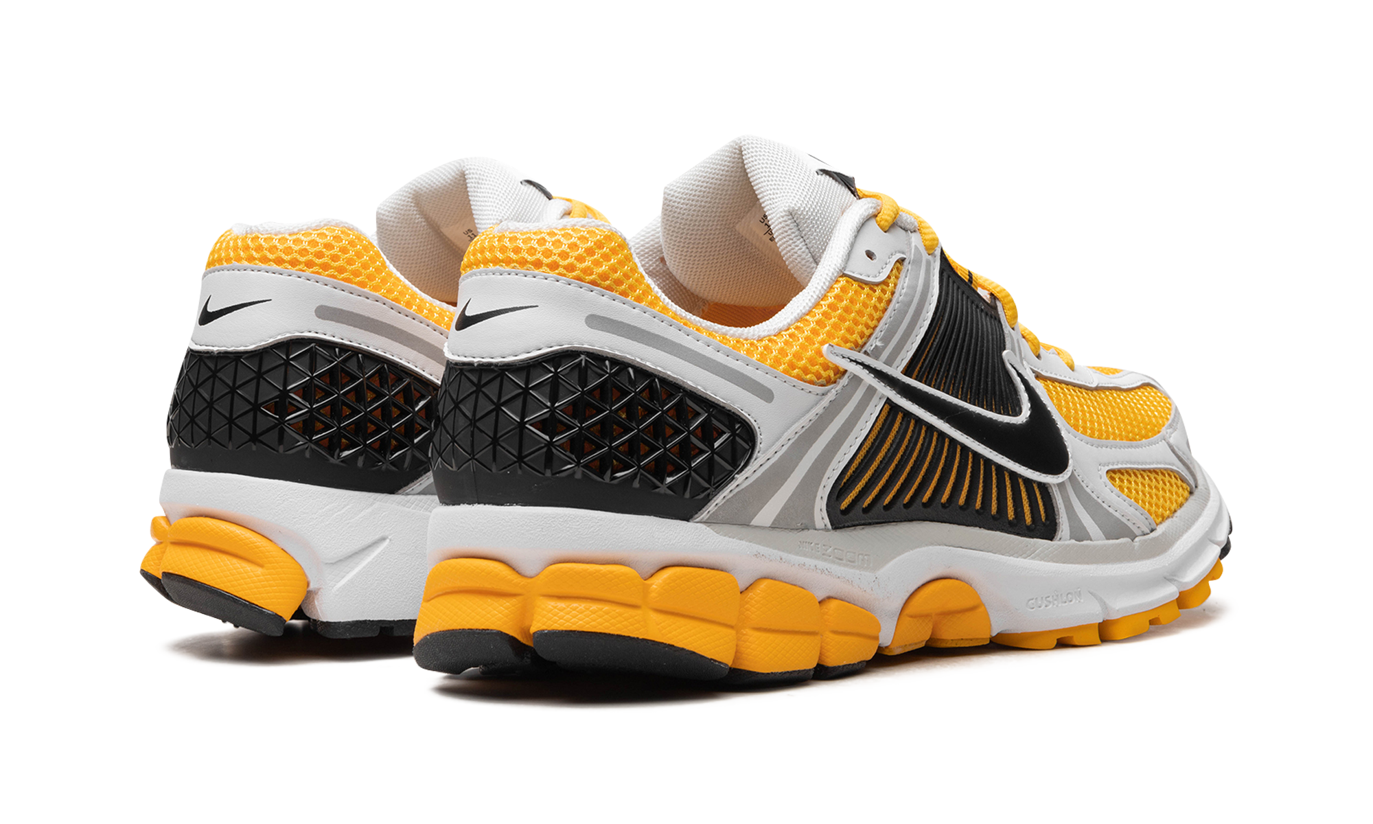 nike zoom vomero 5 photon dust laser orange+FB9149-002+diagnol right behind view