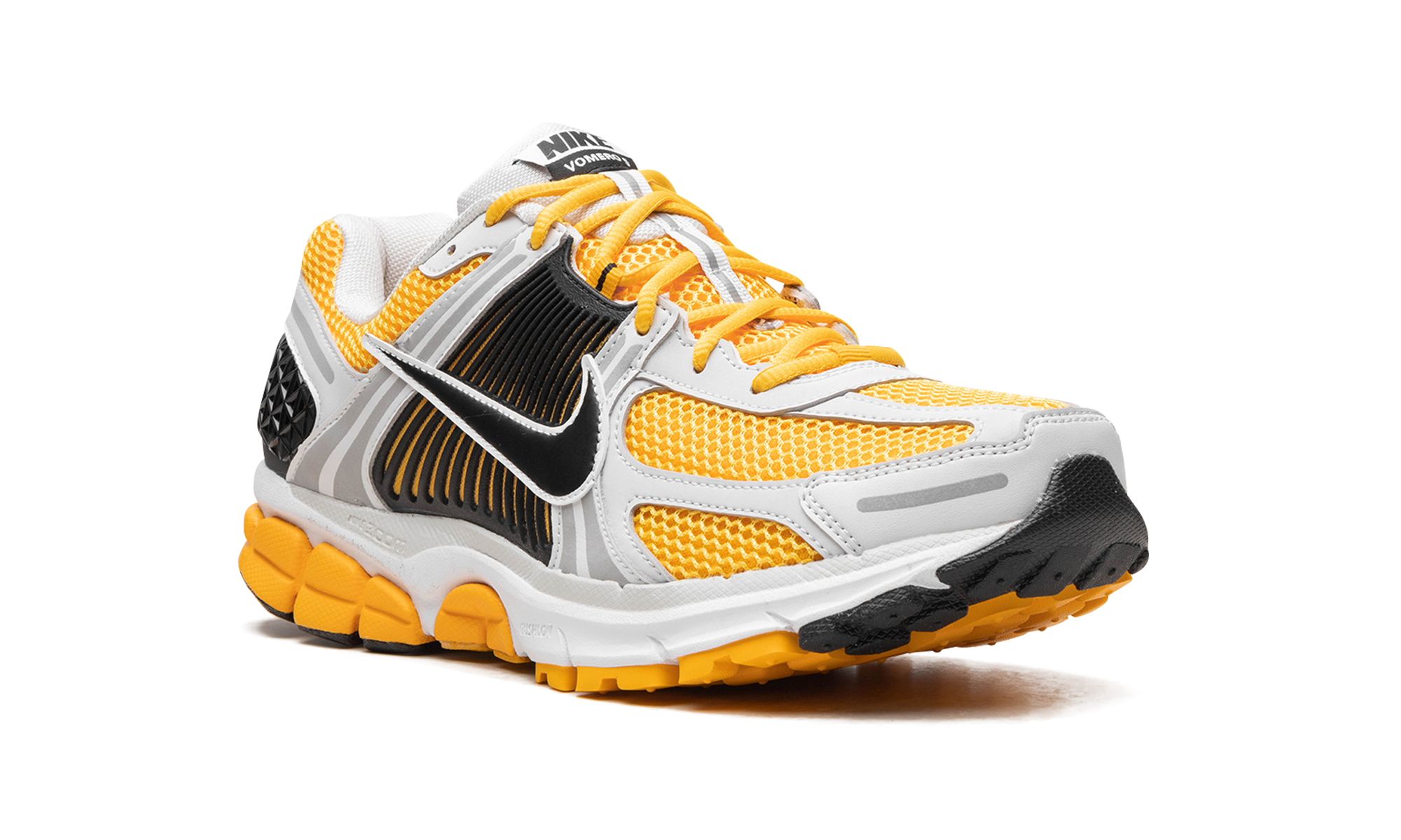 nike zoom vomero 5 photon dust laser orange+FB9149-002+diagnol right view