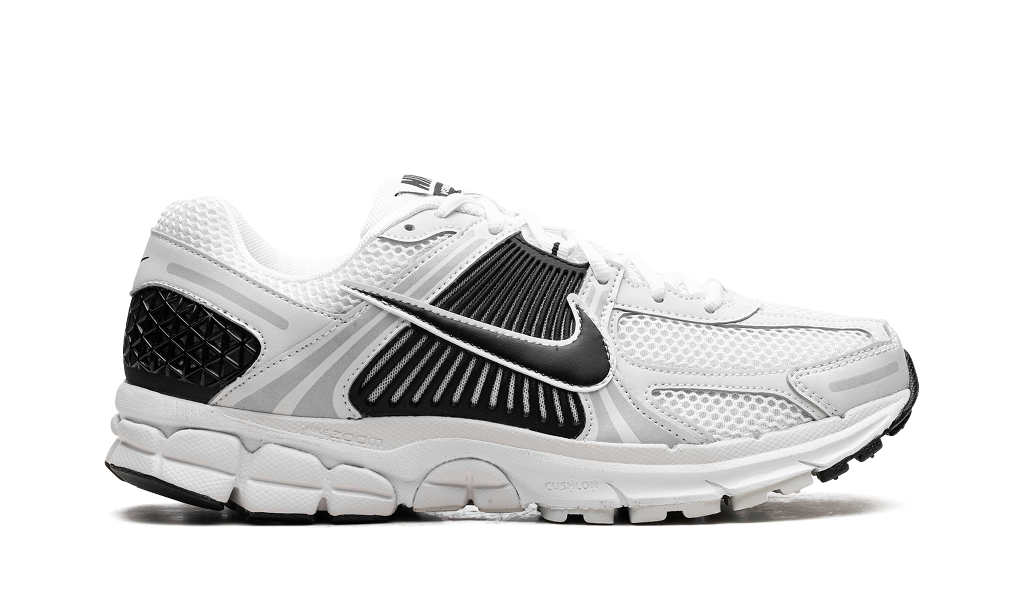 nike zoom vomero 5 white black+FB9149-101+diagnol right view