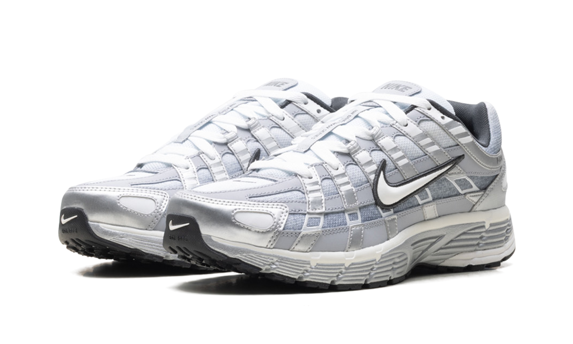 nike p 6000 metallic silver summit white wolf grey+IH4465-095+diagnol left view