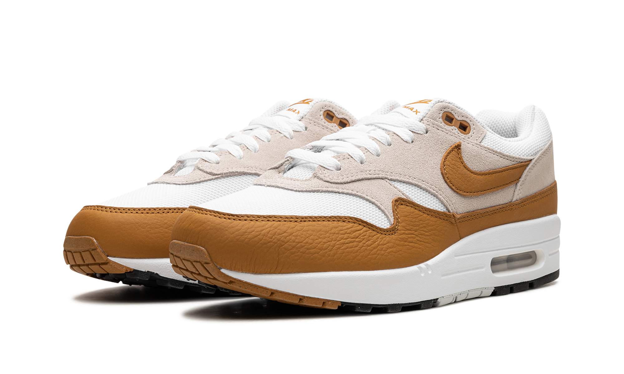 nike air max 1 bronze+DZ4549-110+diagnol left view