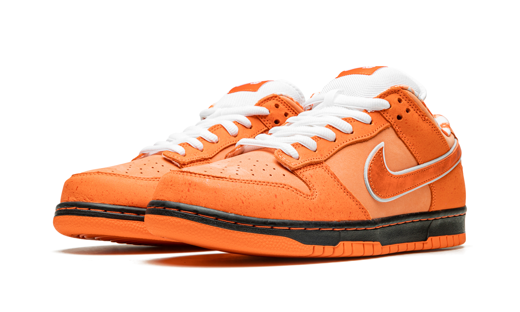 nike sb dunk low concepts orange lobster+FD8776-800+diagnol left view