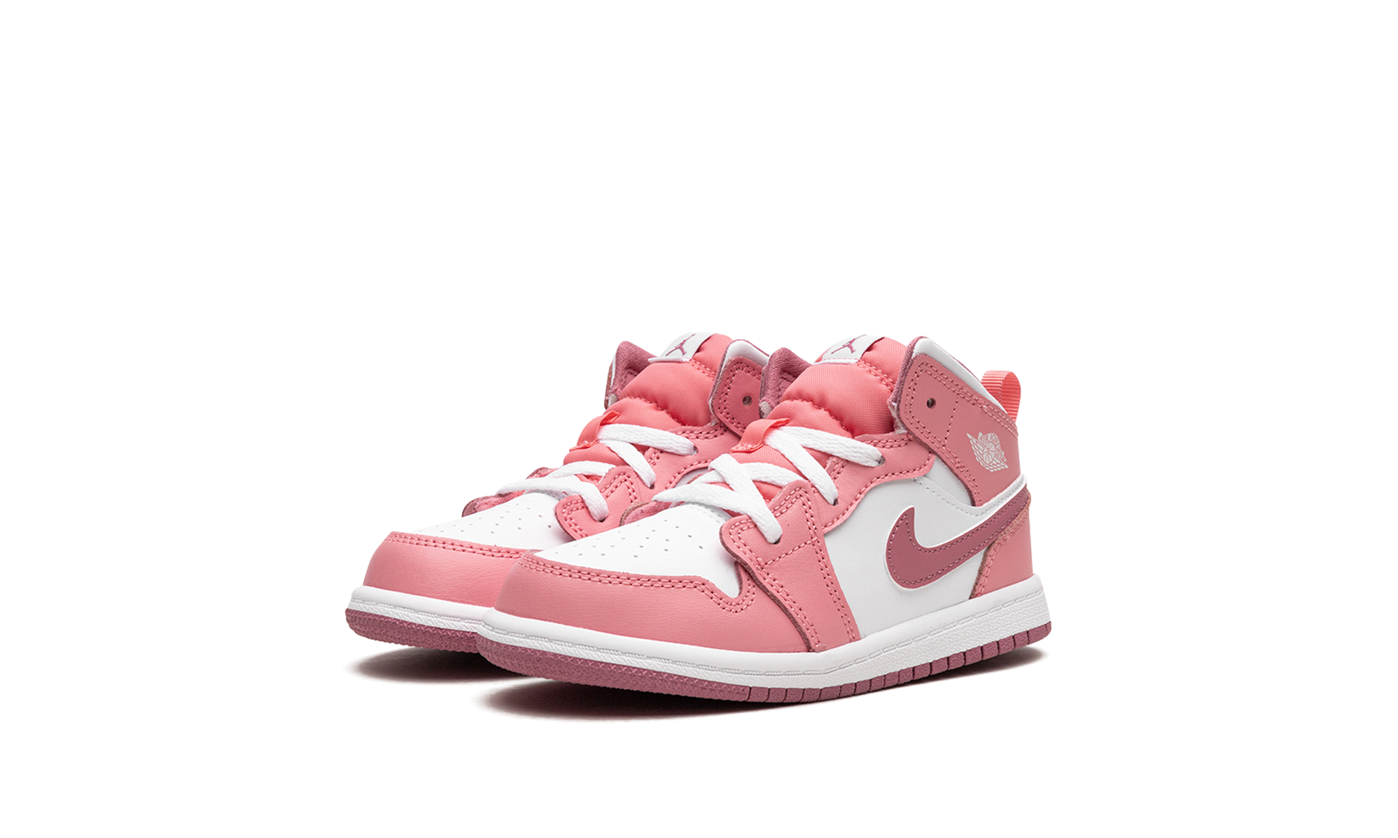 jordan 1 mid valentine s day 2023 td+DQ8425-616+diagnol left view