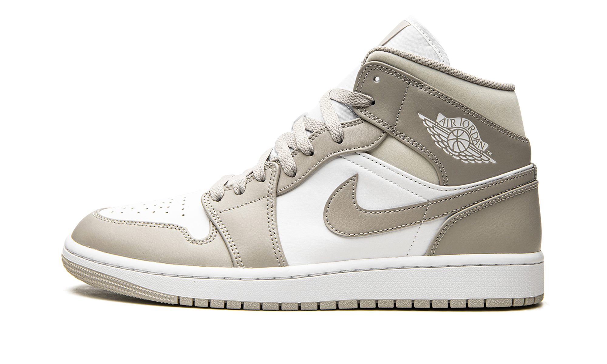 jordan 1 mid linen+554724-082+diagnol right view 1