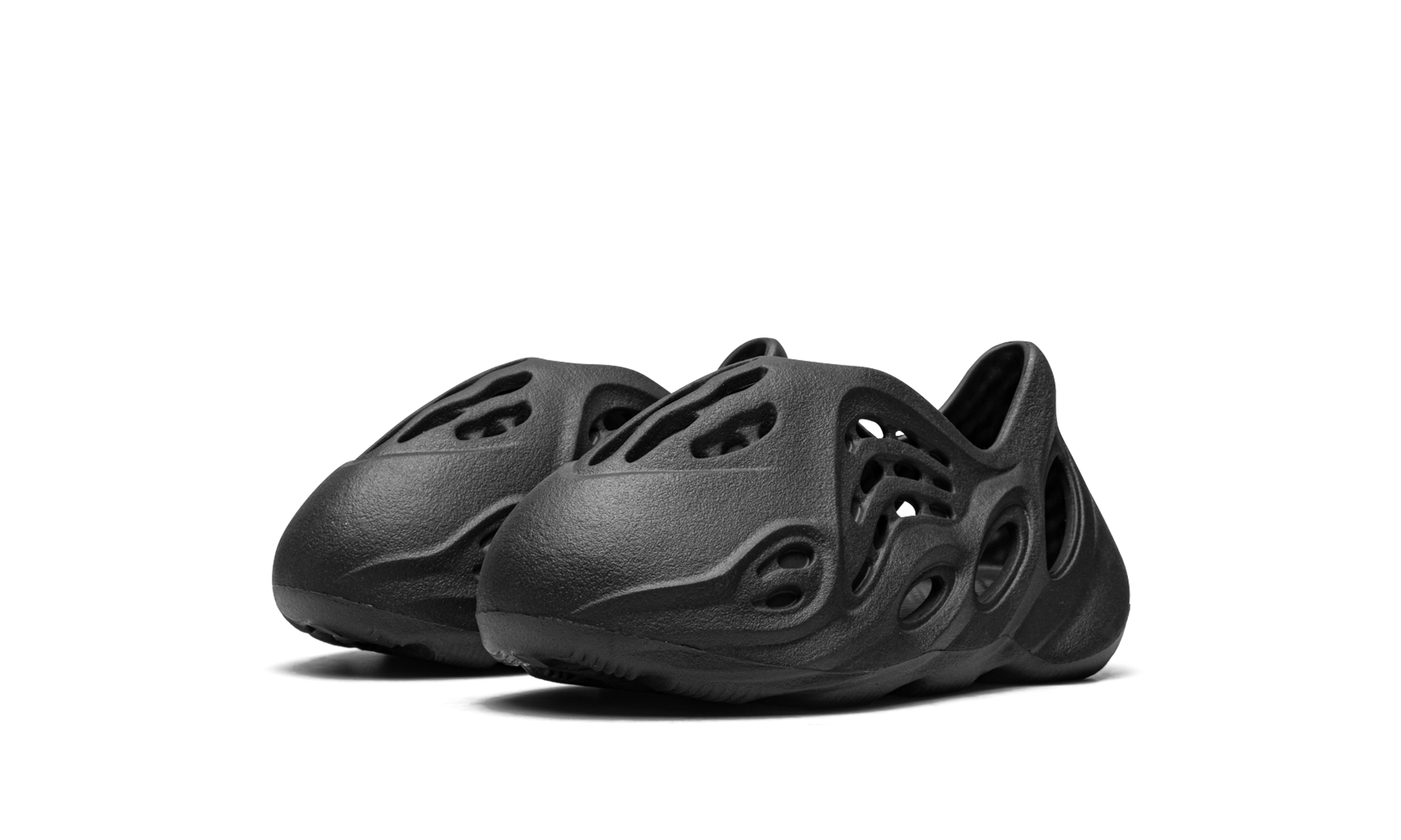 adidas yeezy foam rnr onyx kids+HP5347+diagnol left view
