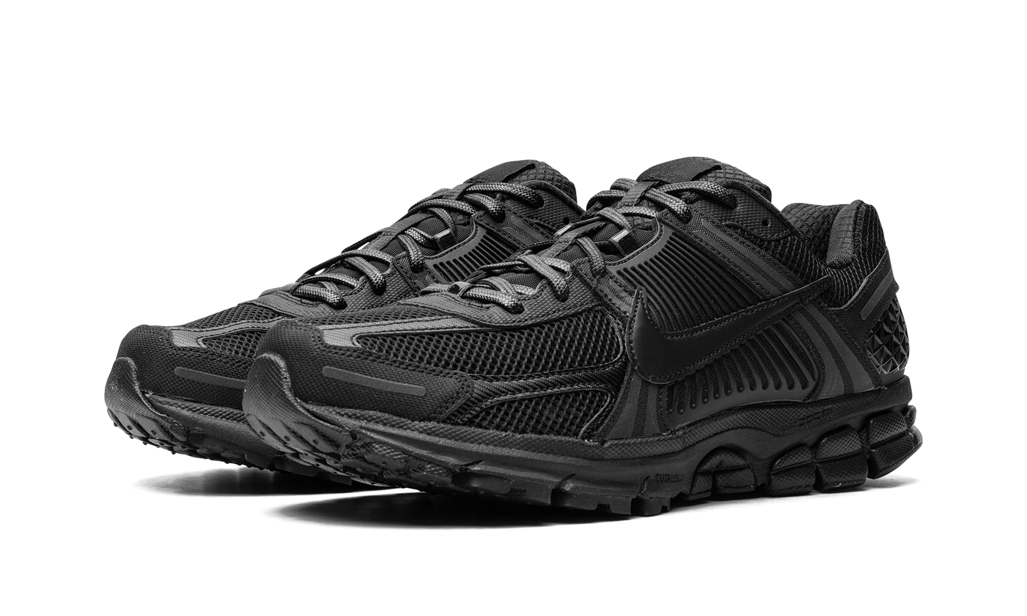 nike zoom vomero 5 triple black+BV1358-003+diagnol left view