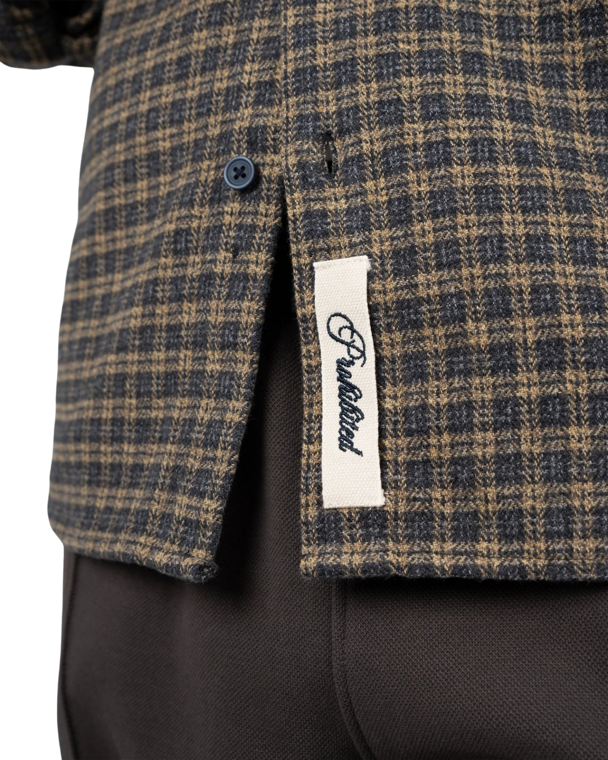 Prohibited Checkered Flannel Shirt in geel - detail merklabel