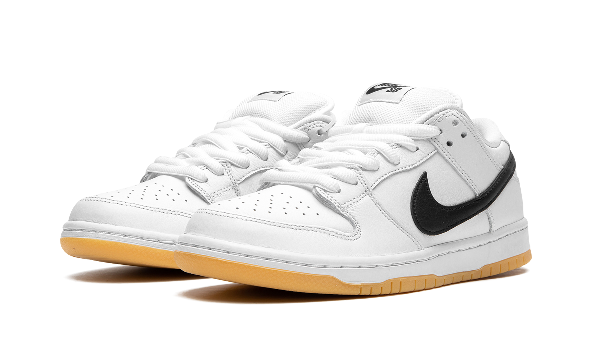 nike sb dunk low pro white gum+CD2563-101+diagnol left view