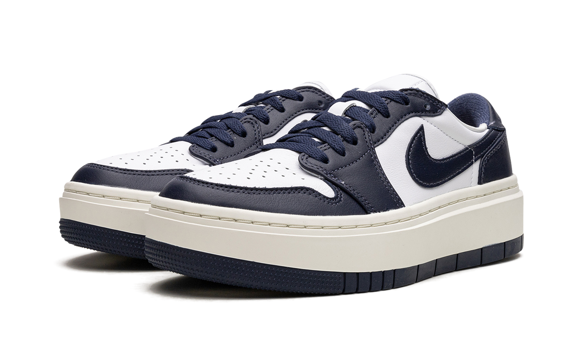 jordan 1 elevate low midnight navy women s+DH7004-141+diagnol left view