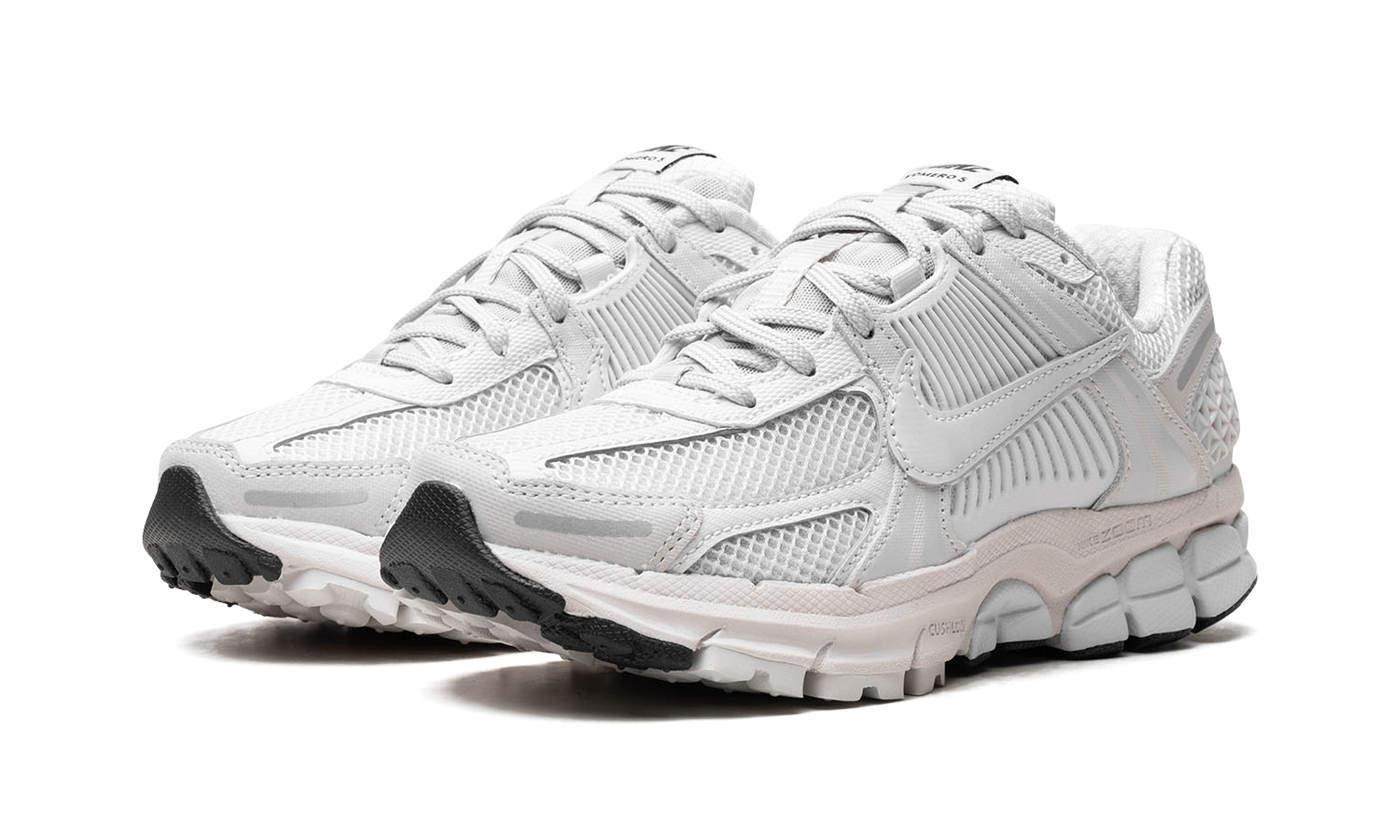 nike zoom vomero 5 white vast grey women s+FQ7079-100+diagnol left view