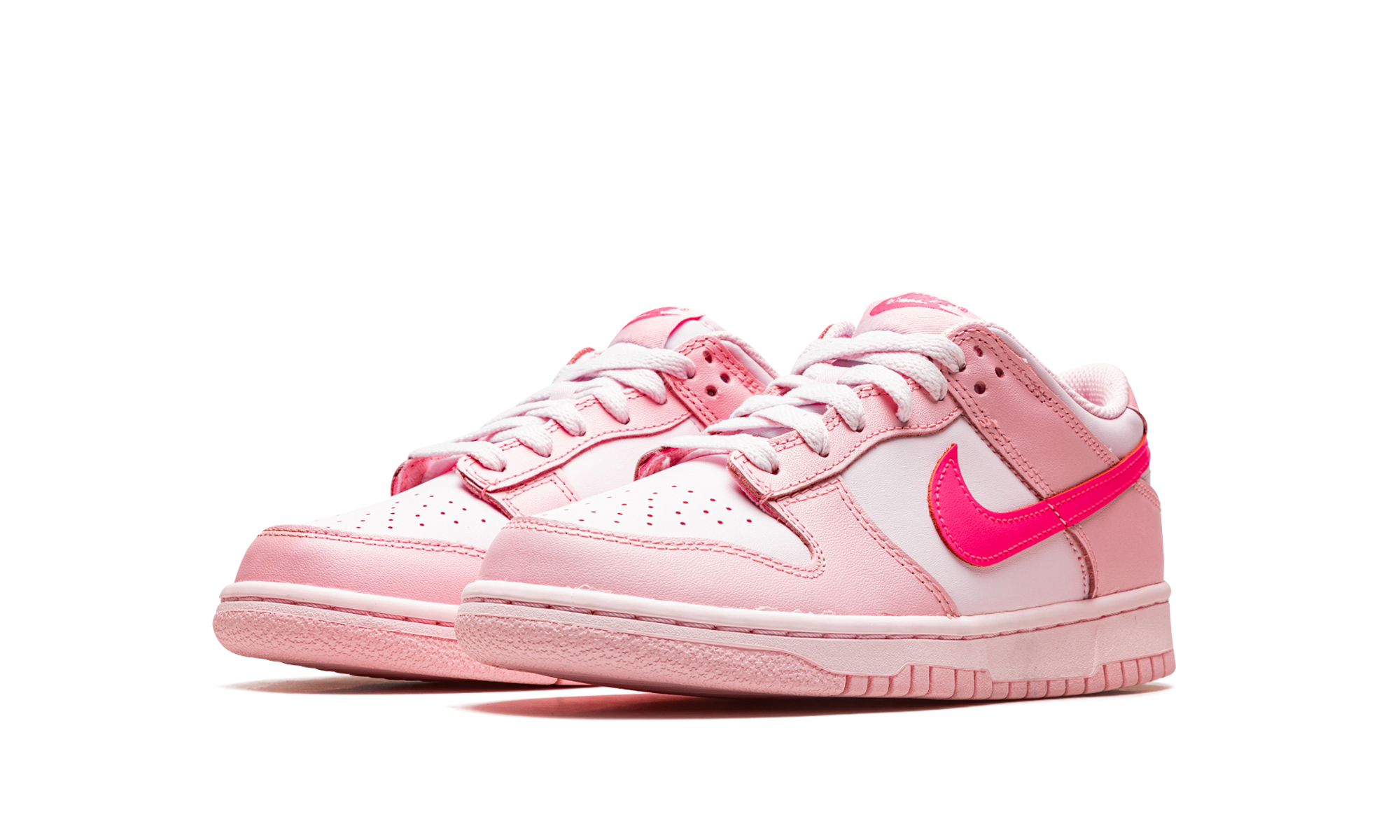 nike dunk low triple pink gs+DH9765-600+diagnol left view