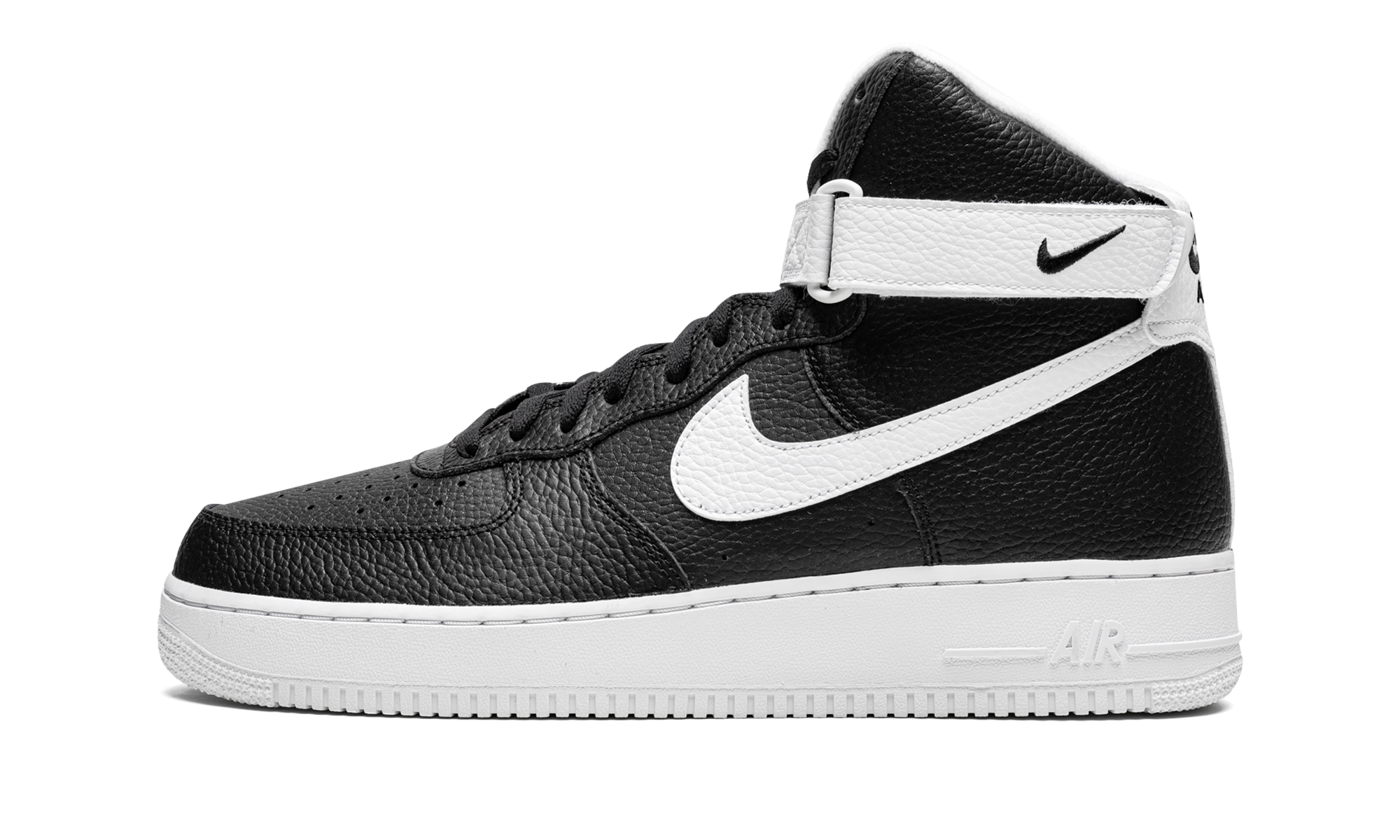 nike air force 1 high 07 black white+CT2303-002+diagnol right view 1