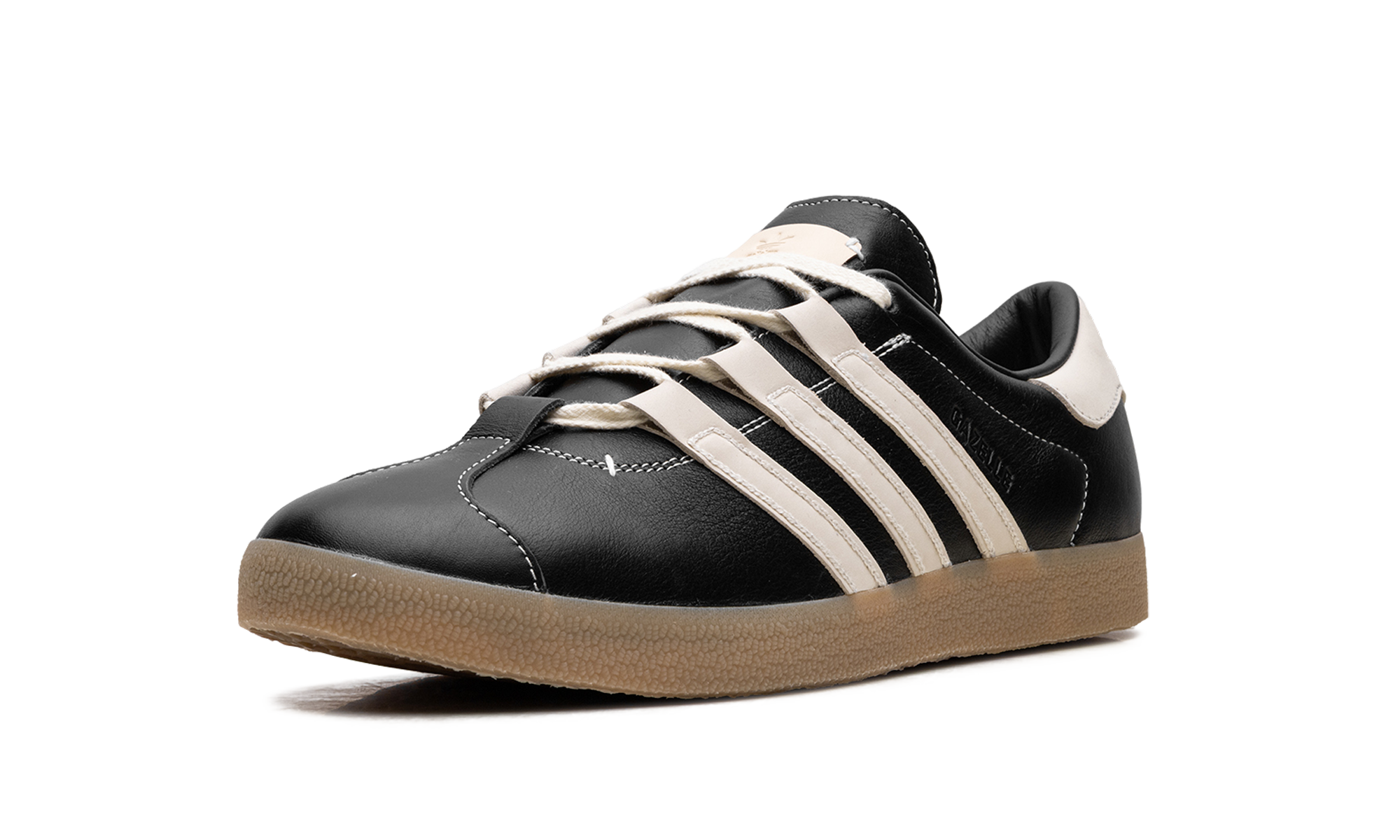 adidas gazelle foot industry black cream+ID3517+left diagnol single view