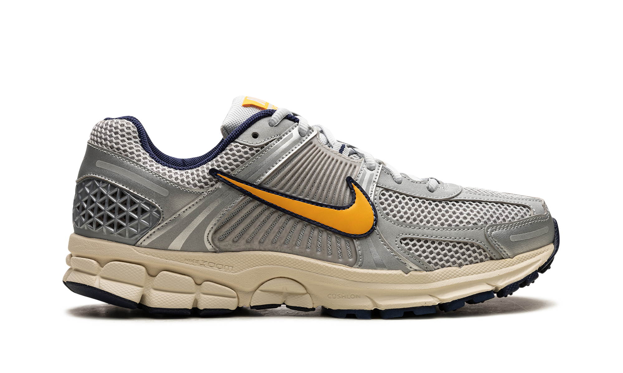 nike zoom vomero 5 pure platinum laser orange+FJ4151-001+right view