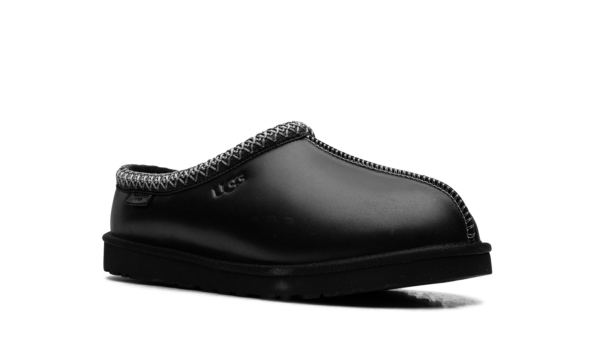 ugg tasman lthr regen slipper black+1163890-BLK+diagnol right view