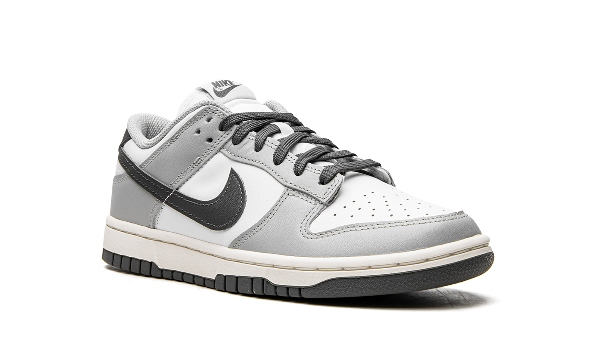 nike dunk low light smoke grey women s+DD1503-117+diagnol right view