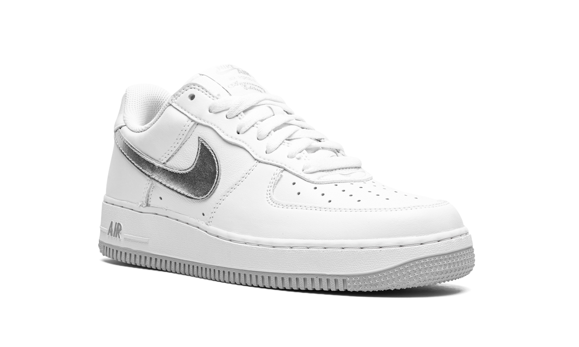nike air force 1 07 low color of the month white metallic silver+DZ6755-100+diagnol right view