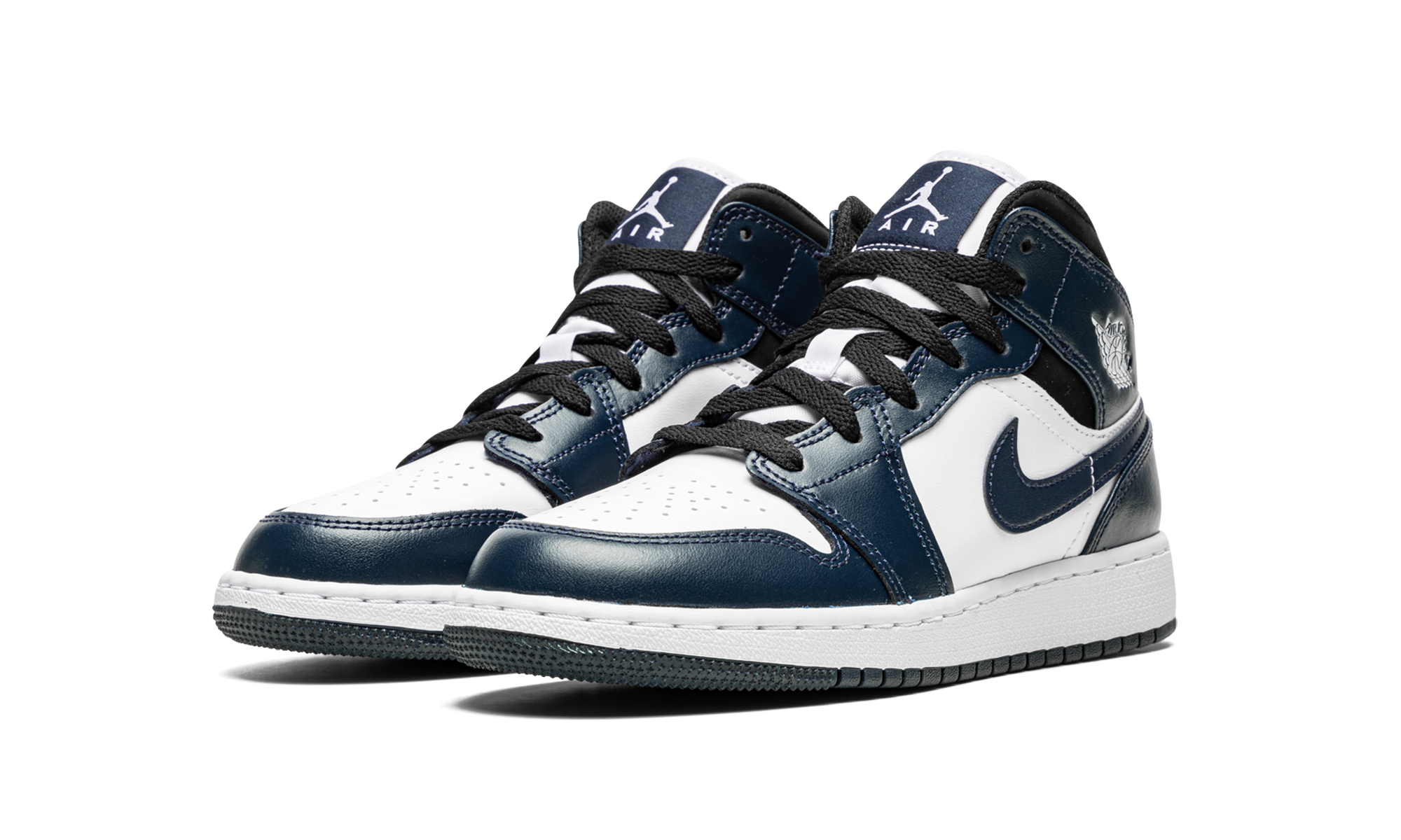 jordan 1 mid armory navy gs+554725-411+diagnol left view