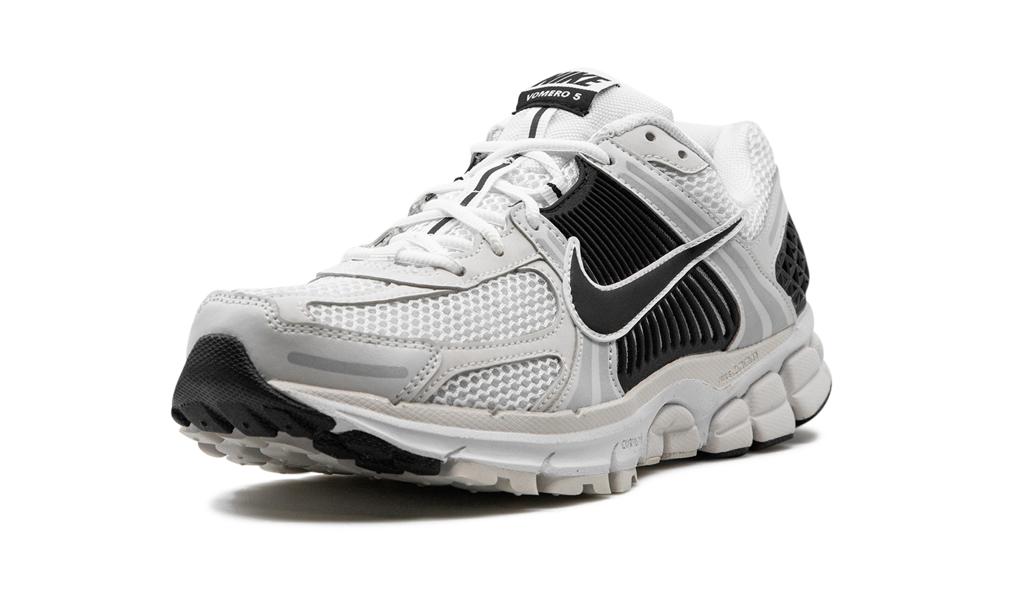 nike zoom vomero 5 white black+FB9149-101+left diagnol single view