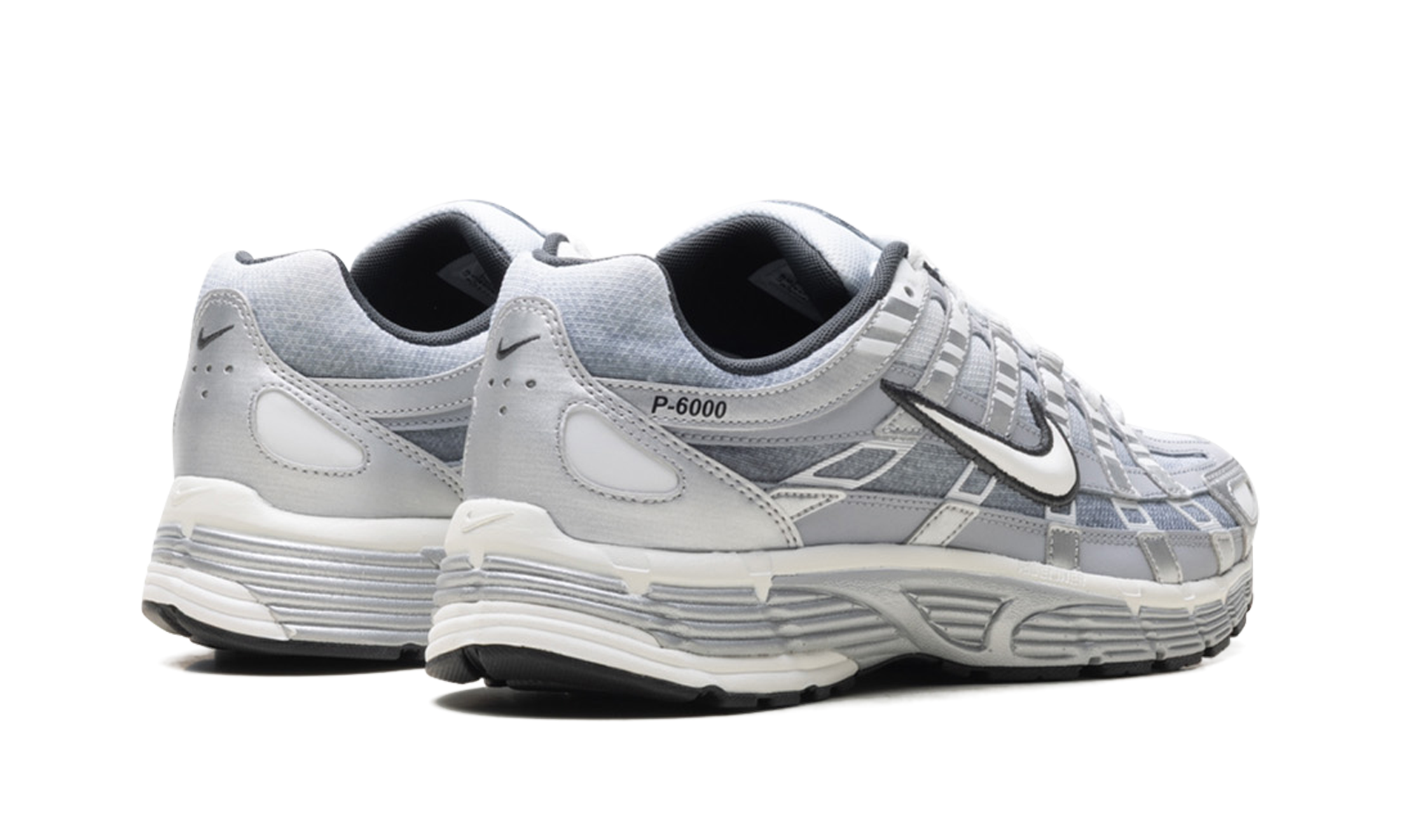 nike p 6000 metallic silver summit white wolf grey+IH4465-095+diagnol right behind view