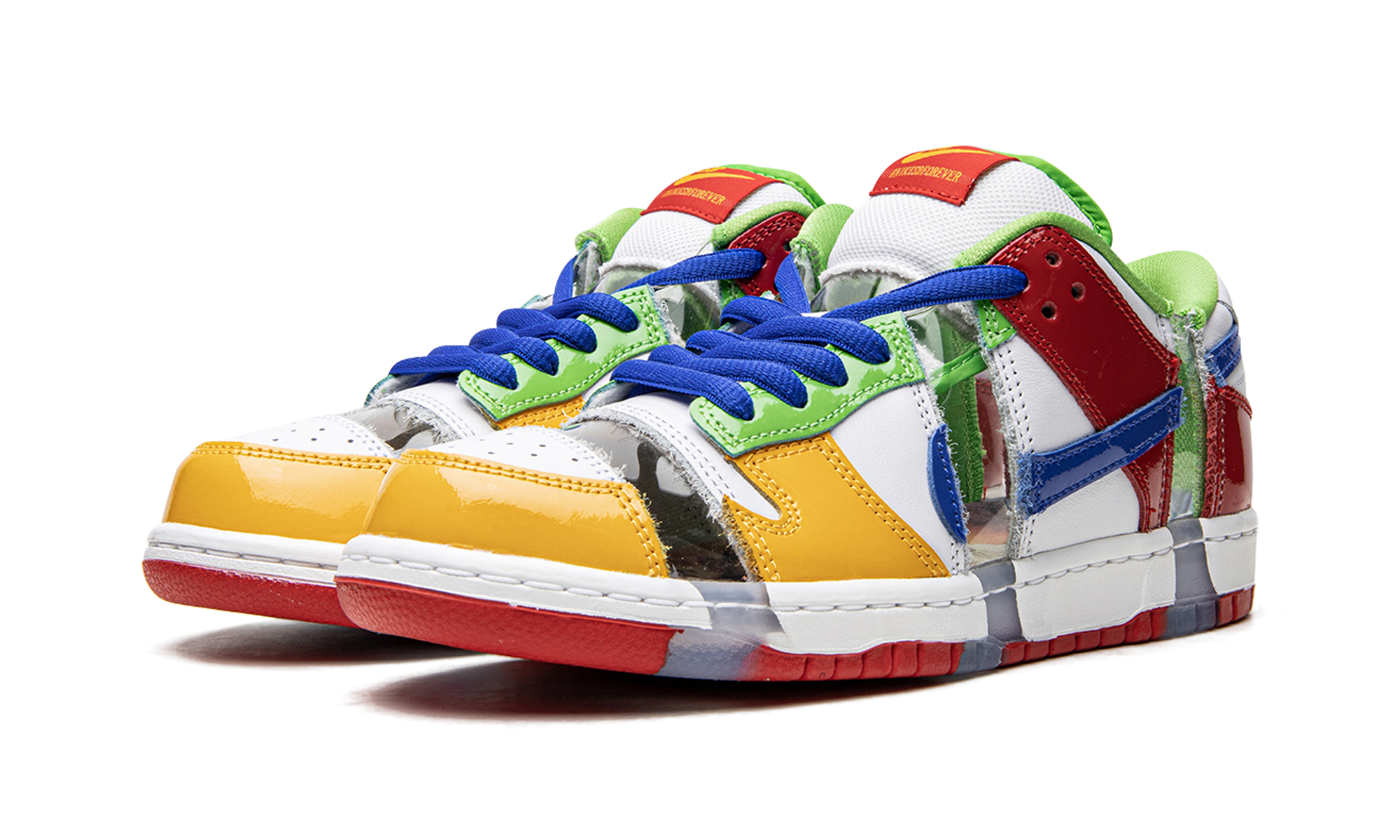 nike sb dunk low sandy bodecker+FD8777-100+diagnol left view