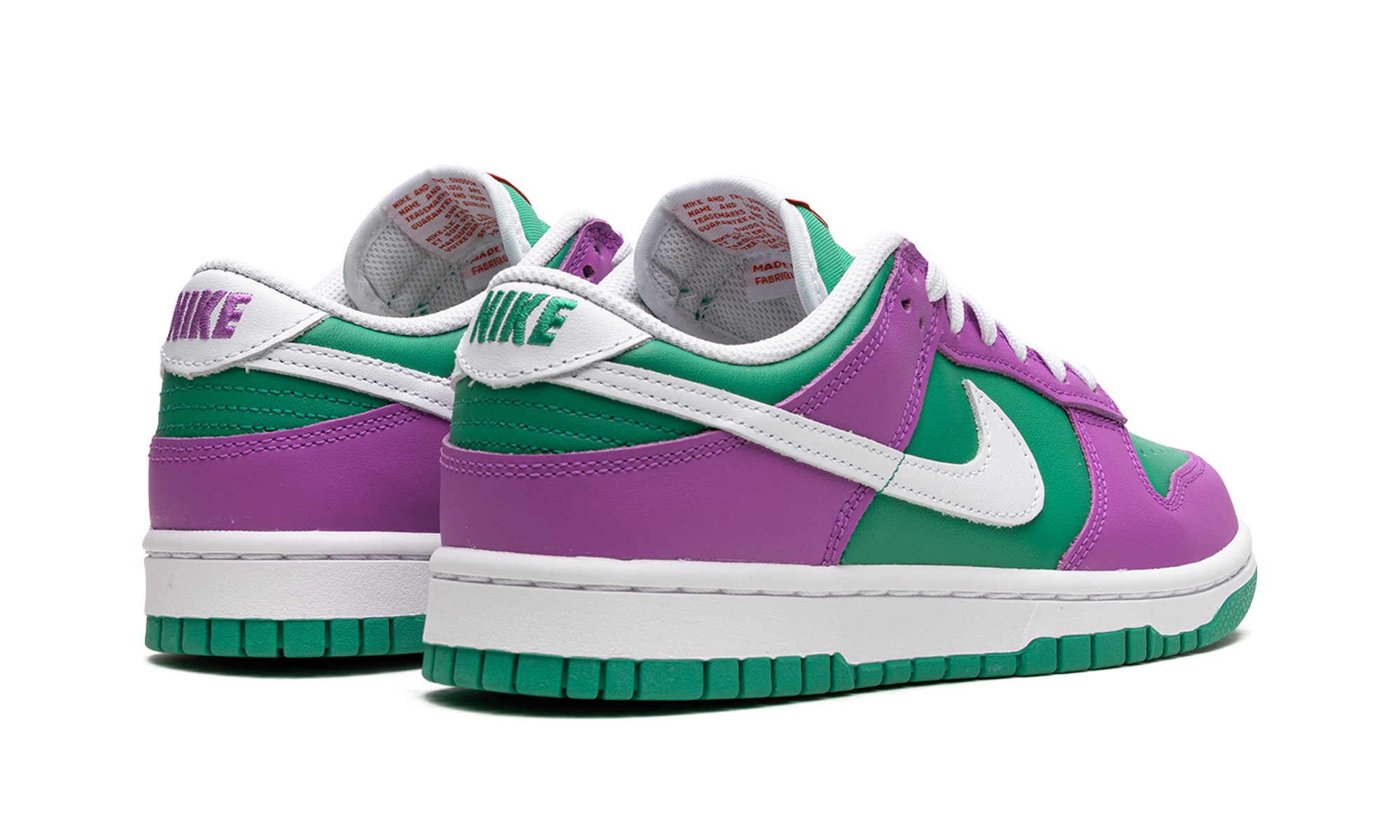 nike dunk low stadium green fuchsia women s+FD9924-311+diagnol right behind view