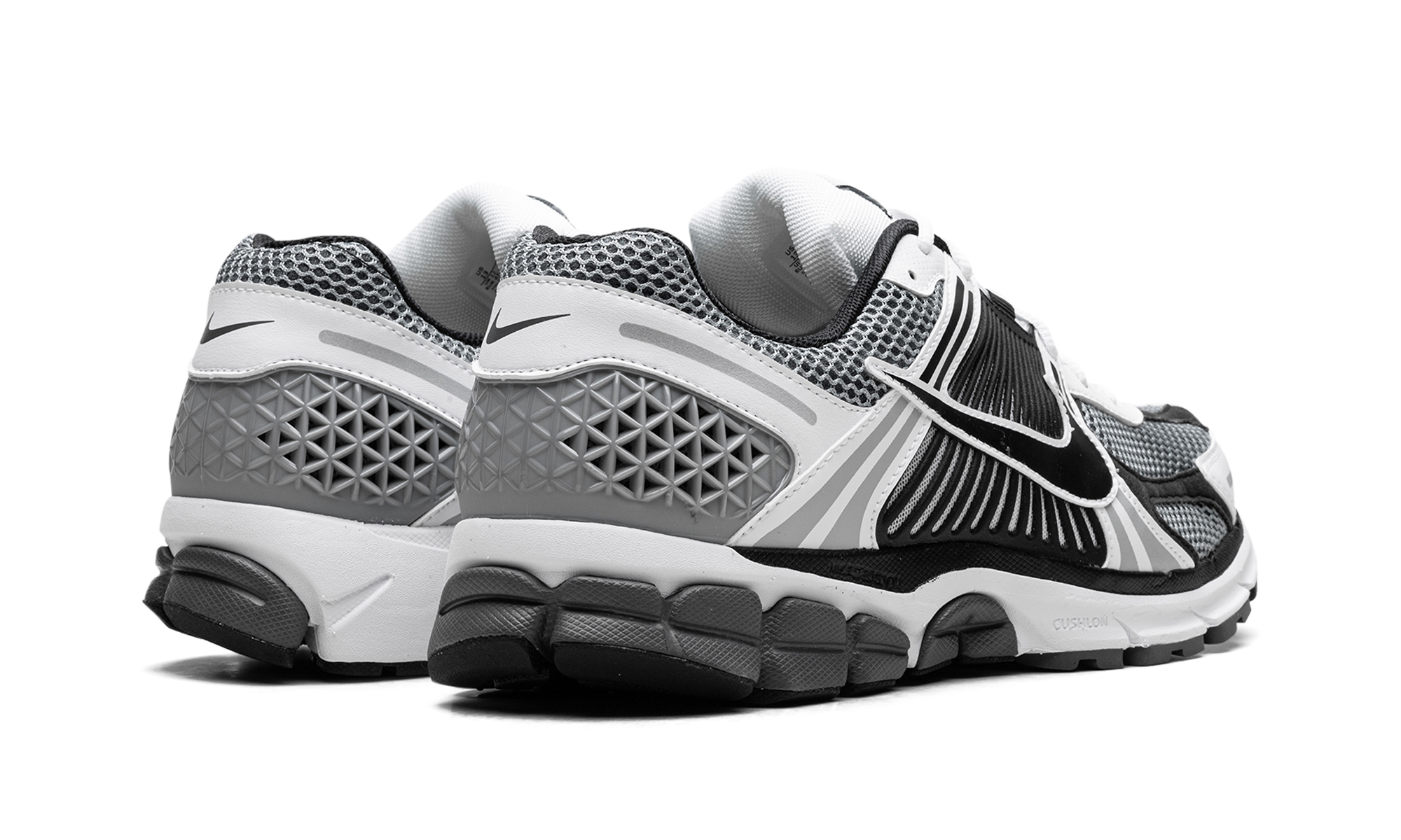 nike zoom vomero 5 se sp dark grey black white+CI1694-001+diagnol right behind view