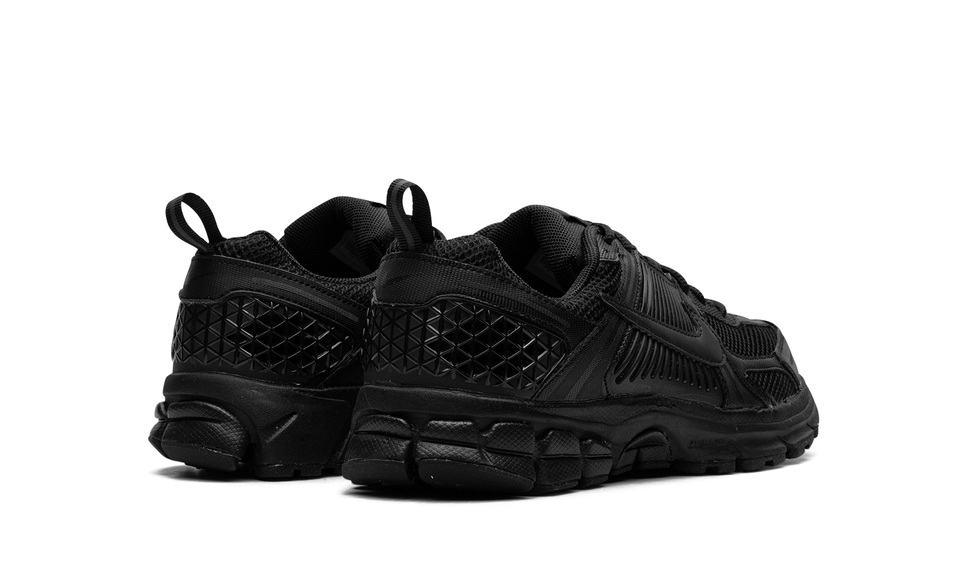 nike zoom vomero 5 triple black gs+HF6998-001+diagnol right behind view