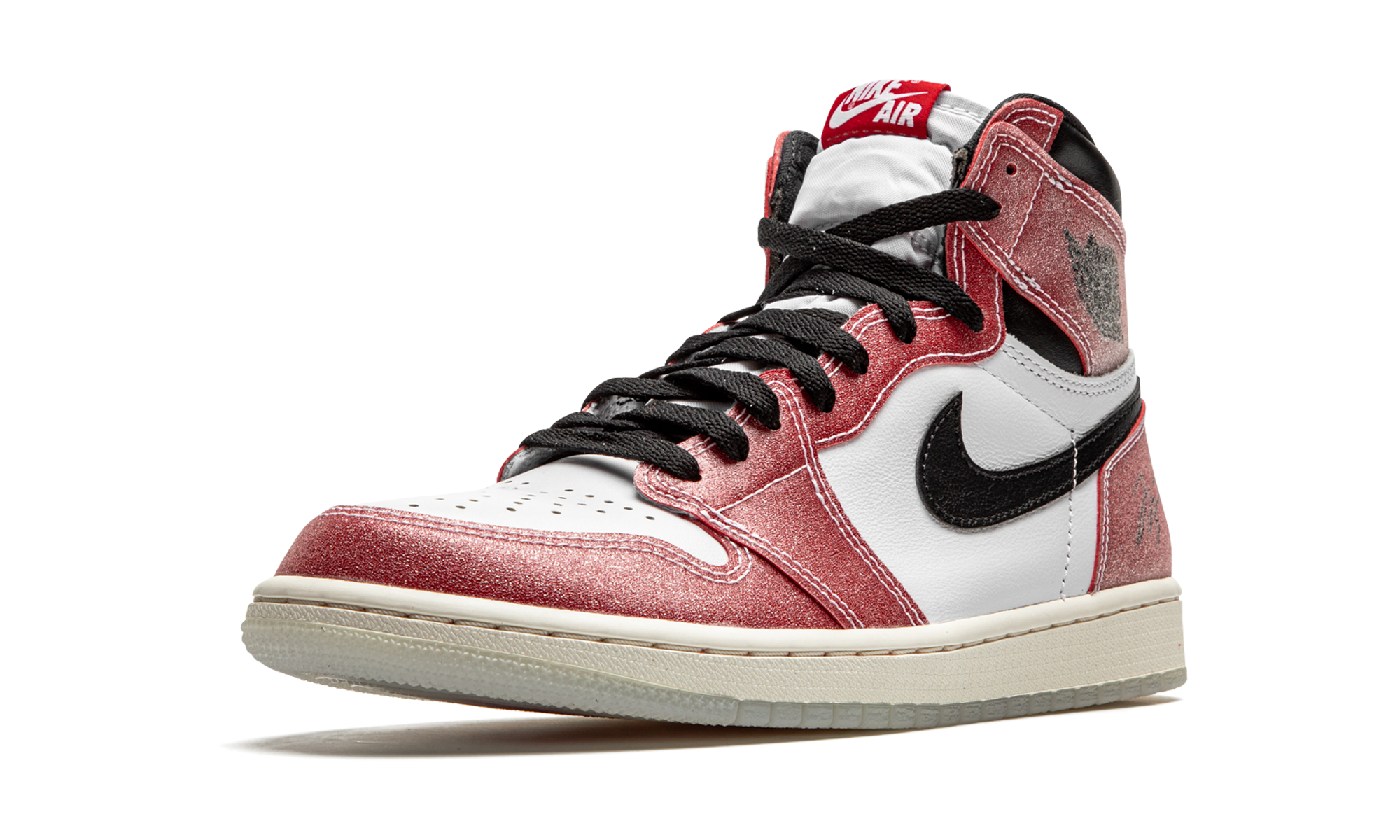 jordan 1 retro high trophy room chicago friends and family w blue laces+DA2728-100+left diagnol single view