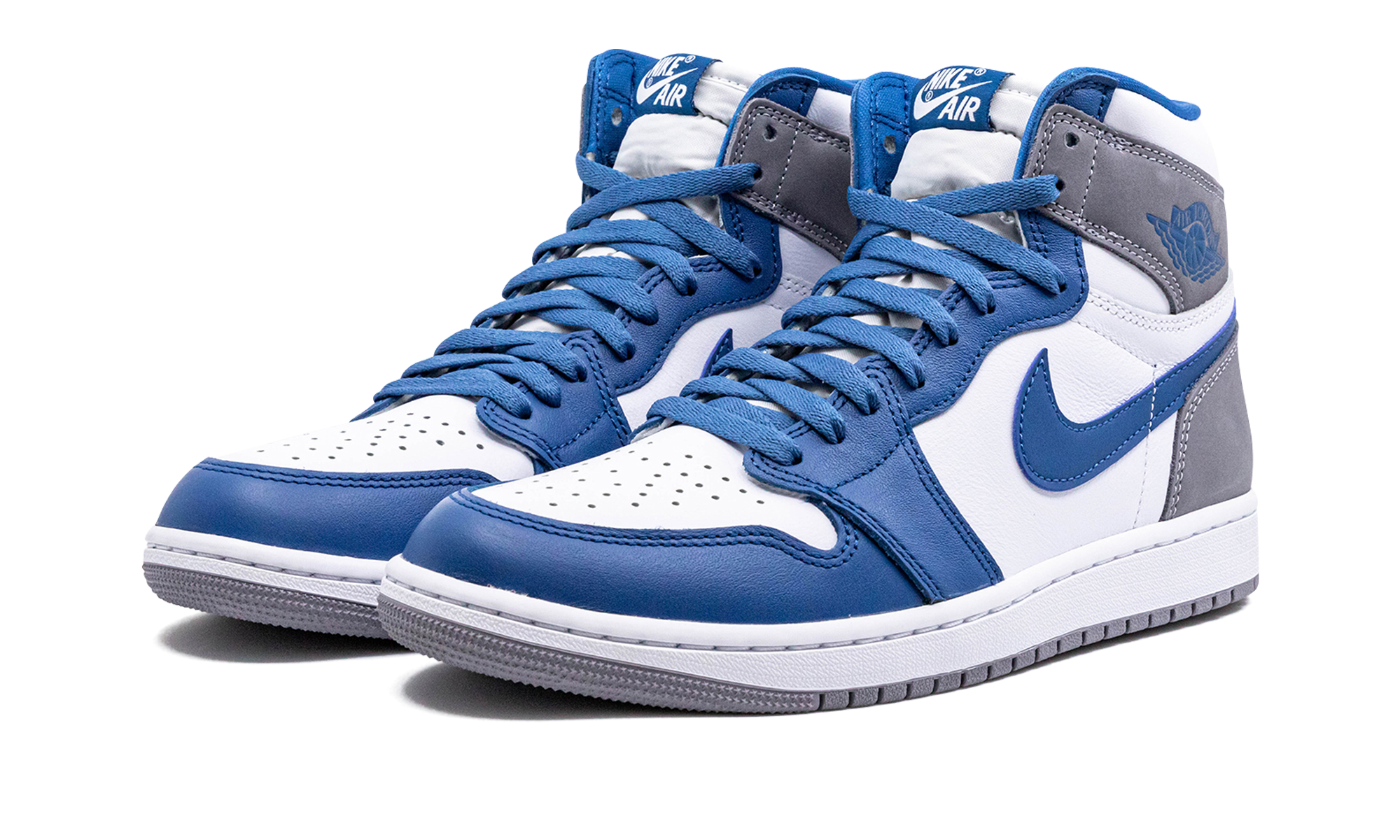 jordan 1 retro high og true blue+DZ5485-410+diagnol left view